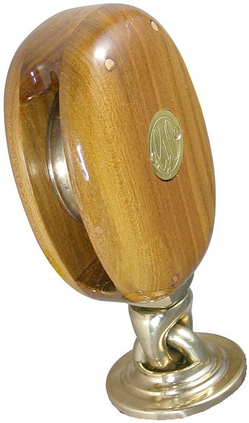 Bronze swivel stand-up block made from elmwood